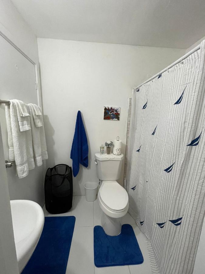 Blue Royalty Portmore Exterior foto
