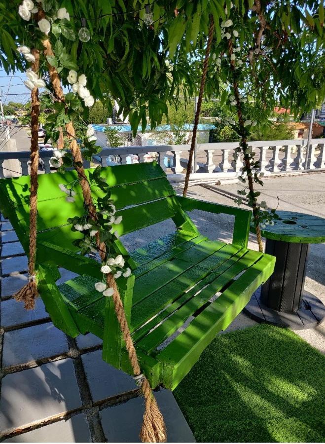 Blue Royalty Portmore Exterior foto